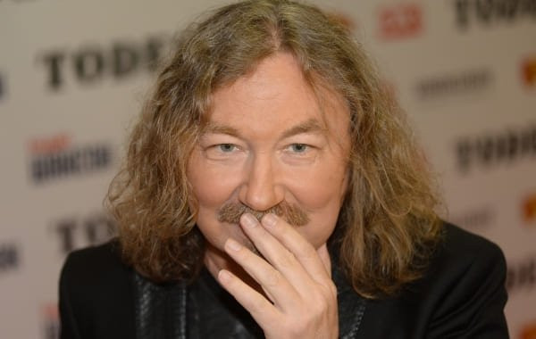 Врачи назвали сроки дальнейшего пребывания певца Игоря Николаева в больнице