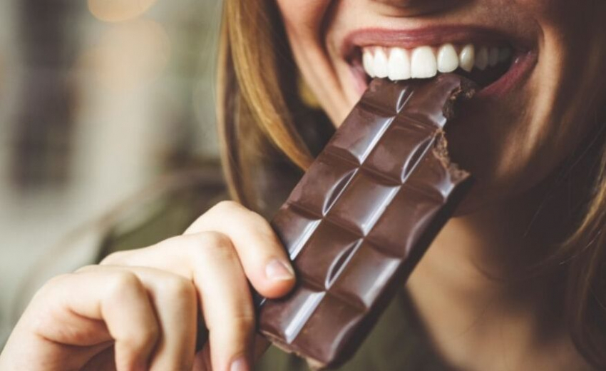 Вот что будет, если каждый день есть темный шоколад