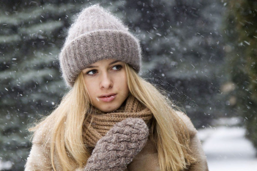 Какие шапки будут в моде зимой 2024 года: топ-5 головных уборов
