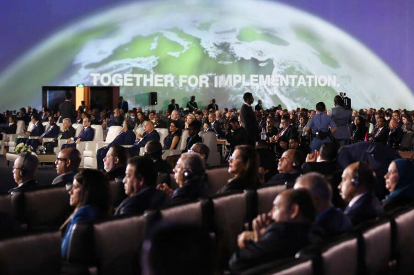 Участники переговоров по климату выработали рамочную программу помощи уязвимым странам