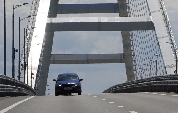 Движение по Крымскому мосту восстановили через 4 часа после закрытия