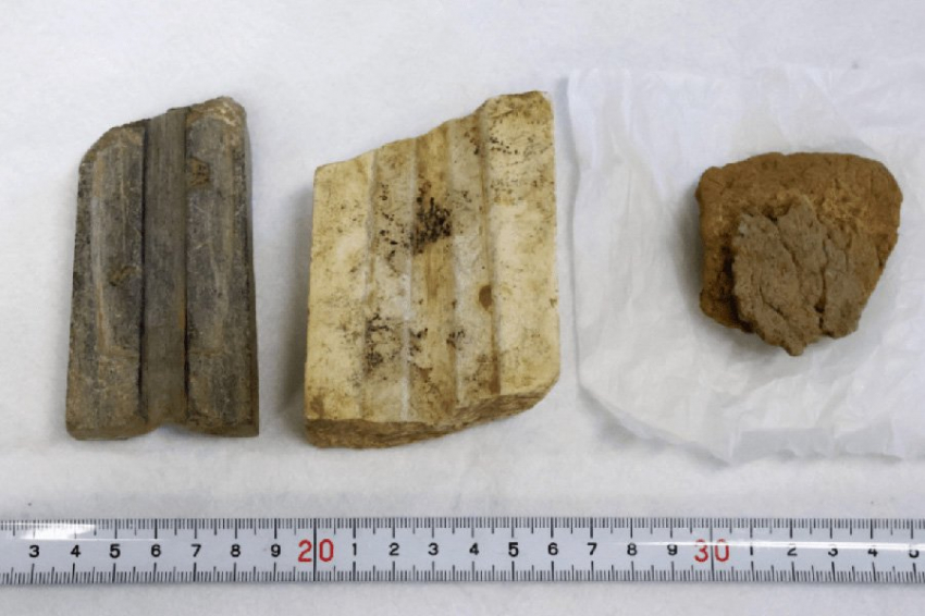 В Японии обнаружены, возможно, самые старые в стране каменные формы для литья из бронзы