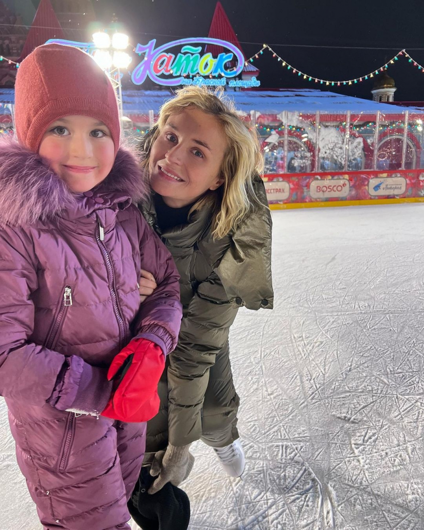 Гремучая смесь генов: внешний вид дочки Полины Гагариной вызвал споры в Сети